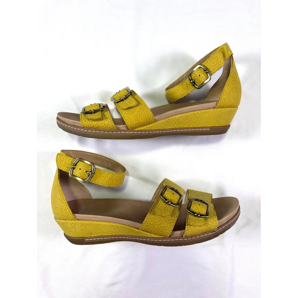Dansko Astrid Wedge Sandals 39 US 8.5-9 Yellow Leather Buckle Comfort Boho Walk